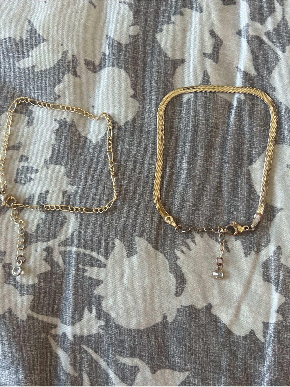 Gold-Tone Women's Chain bracelet with Charm